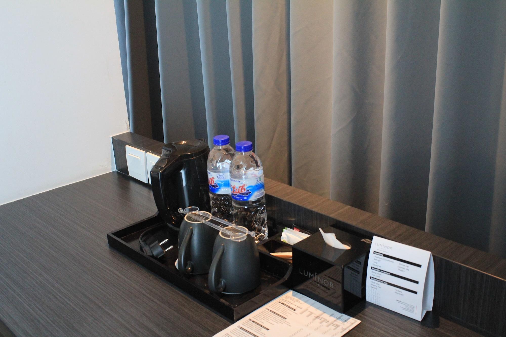 Luminor Hotel Jemursari By Wh With The Best Breakfast In Town And Located Near Surabaya Industrial Estate Rungkut Sier Экстерьер фото